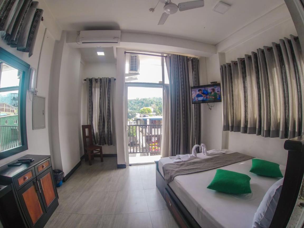 캔디 Nap Station B&B 외부 사진